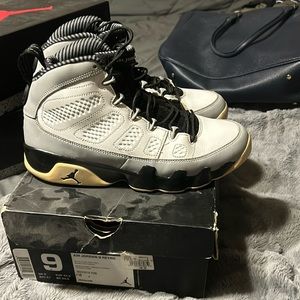 Men’s air Jordan retro basketball shoes